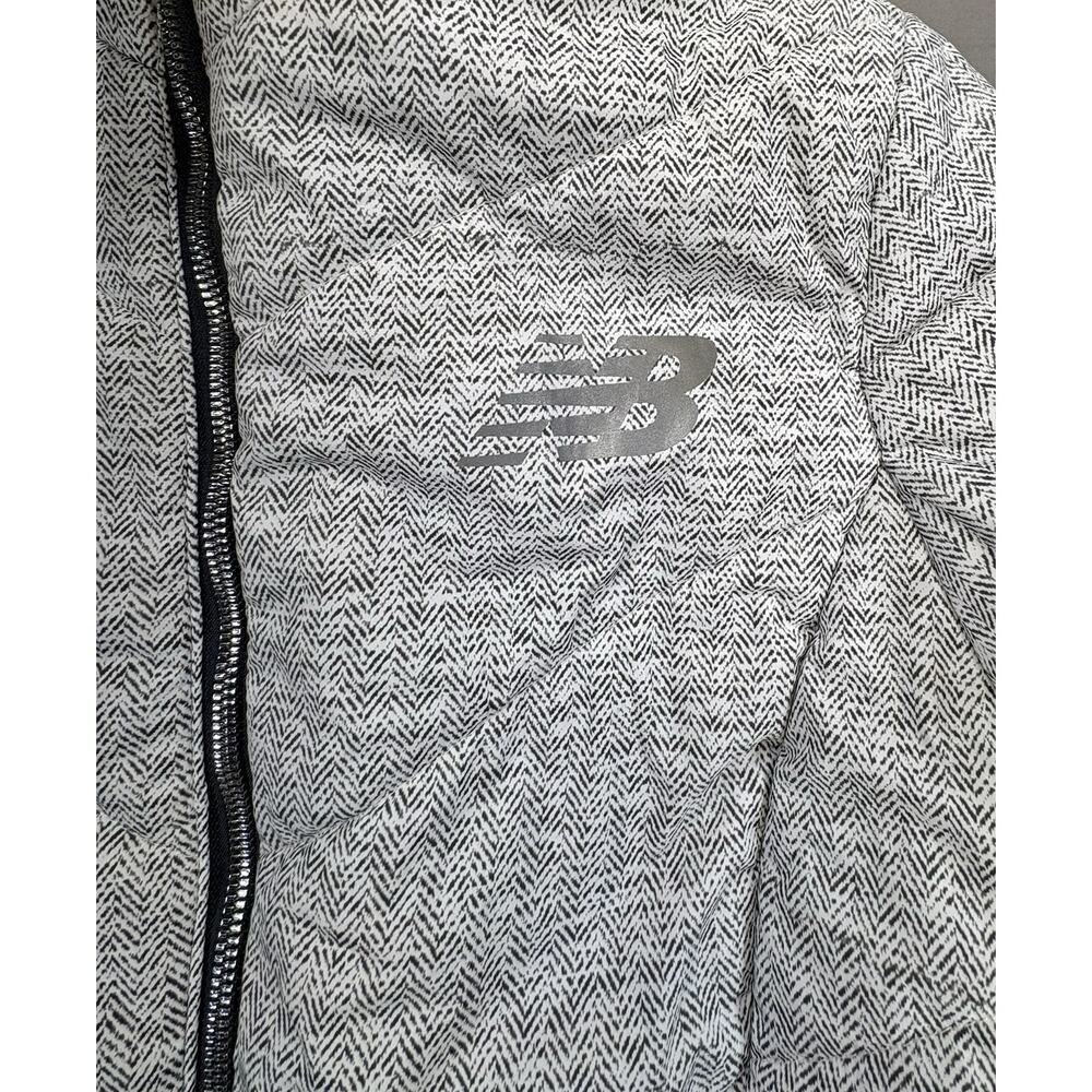 Women’s New Balance Chevron Puffer Jacket Fleece Lined Hooded Zip Front Size M - Picture 4 of 11